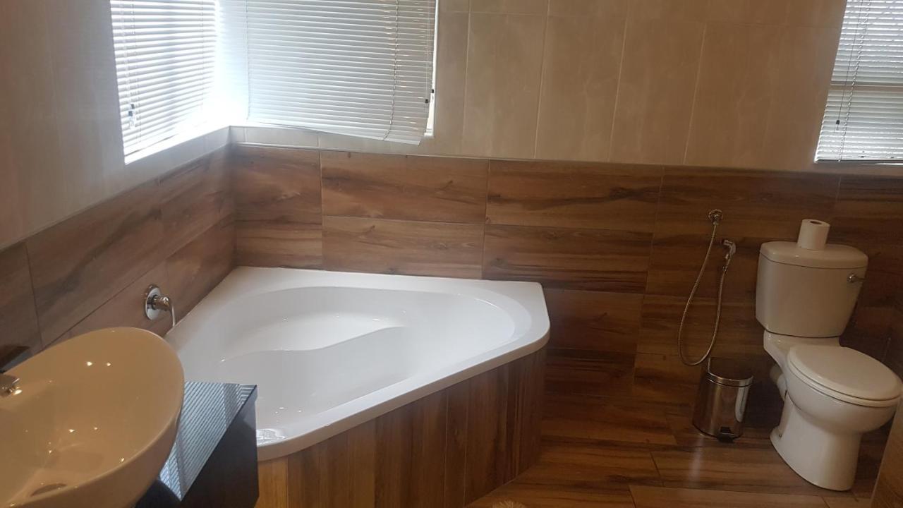 Cornerstone Guest Lodge 프레토리아 외부 사진